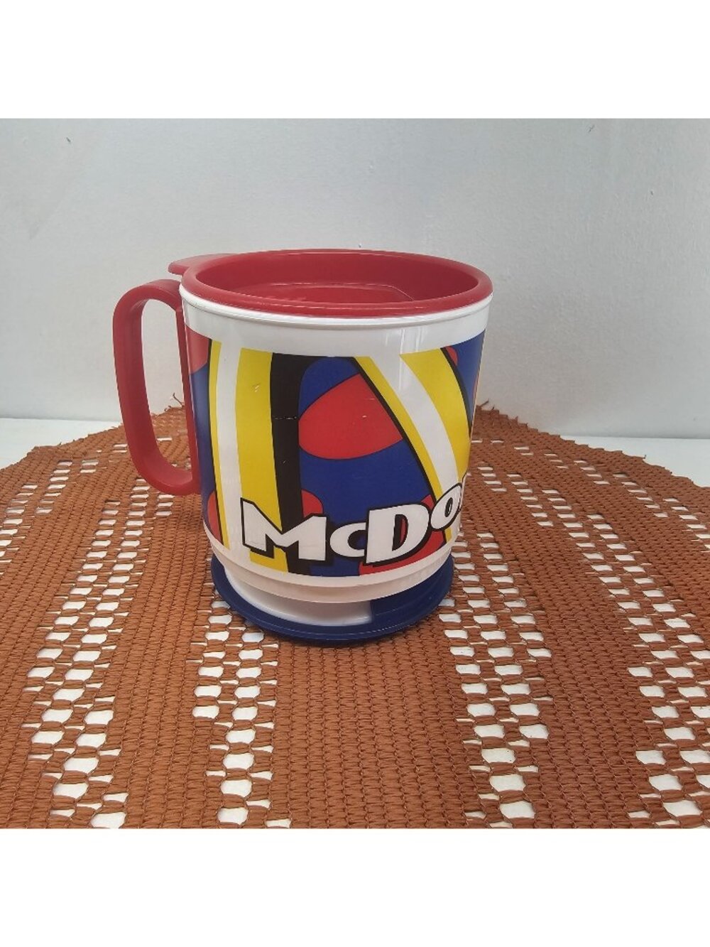 VINTAGE 1995 RETRO MCDONALDS WHIRLEY TRAVEL COFFEE MUG PLASTIC CUP